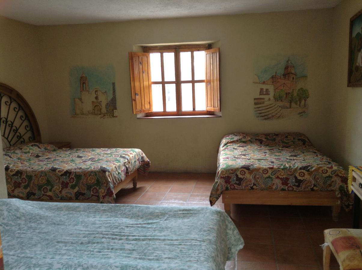Hotel Los Faroles Catorce Habitación foto